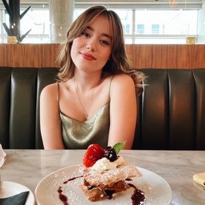 Meet your Posher, Maegan
